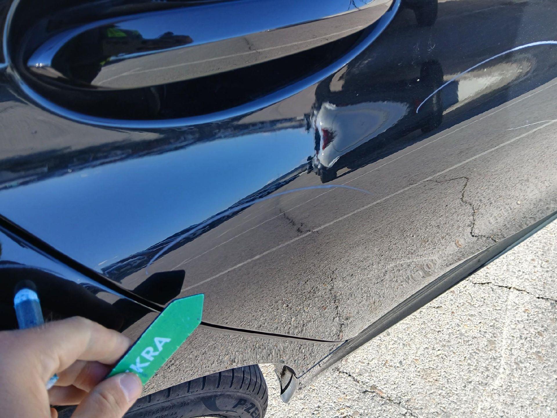  Bmw  Serie 3 BMW  / 2018 / 4P / sedán 320d Auto. #31