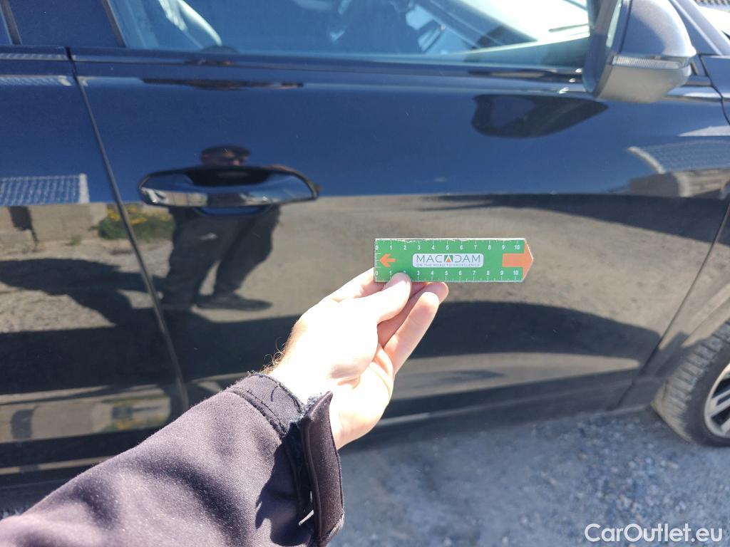  Audi  Q8 AUDI  / 2018 / 5P / todoterreno 50 TDI 210kW S Line quattro tiptronic #18