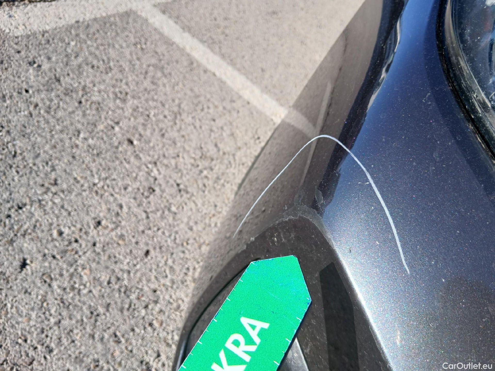  Bmw  Serie 5 BMW  / 2020 / 5P / familiar 530dA xDrive Touring #11