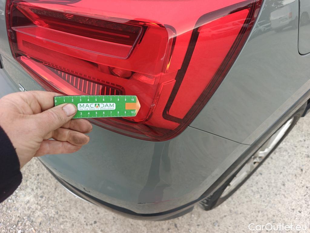  Audi  Q2 AUDI  / 2016 / 5P / todoterreno Design 30 TFSI 85kW (116CV) #64