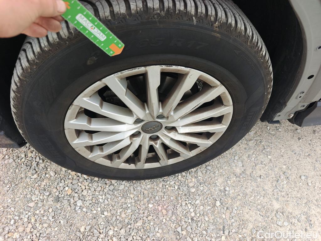  Audi  Q2 AUDI  / 2016 / 5P / todoterreno Design 30 TFSI 85kW (116CV) #26