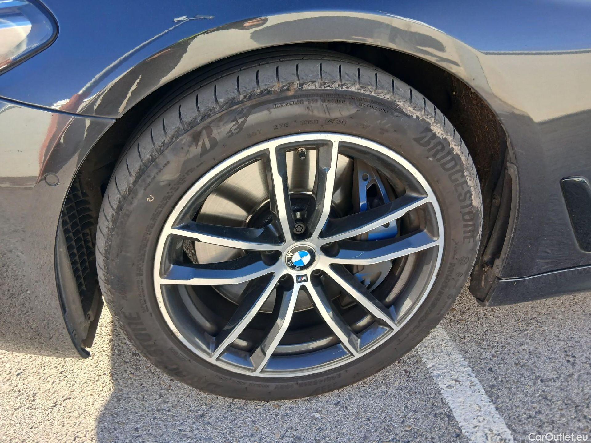  Bmw  Serie 5 BMW  / 2020 / 5P / familiar 530dA xDrive Touring #16