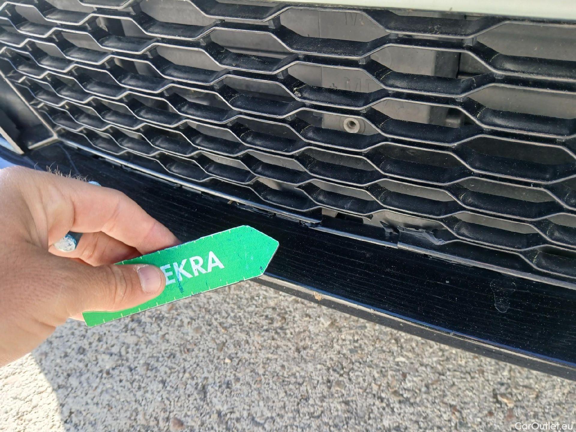  Bmw  Serie 3 BMW  / 2018 / 4P / sedán 320d Auto. #10