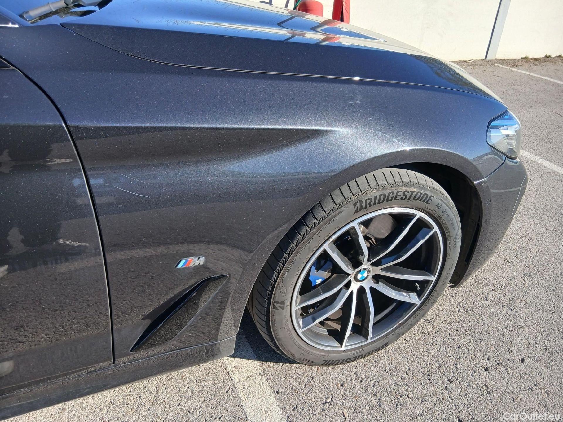  Bmw  Serie 5 BMW  / 2020 / 5P / familiar 530dA xDrive Touring #55