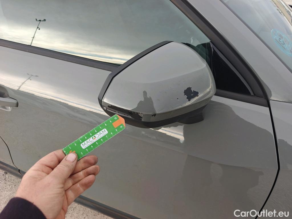  Audi  Q2 AUDI  / 2016 / 5P / todoterreno Design 30 TFSI 85kW (116CV) #54