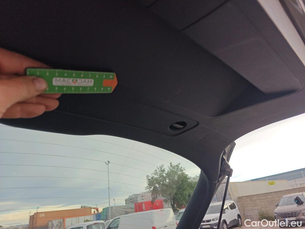  Audi  Q2 AUDI  / 2016 / 5P / todoterreno Design 30 TFSI 85kW (116CV) #30