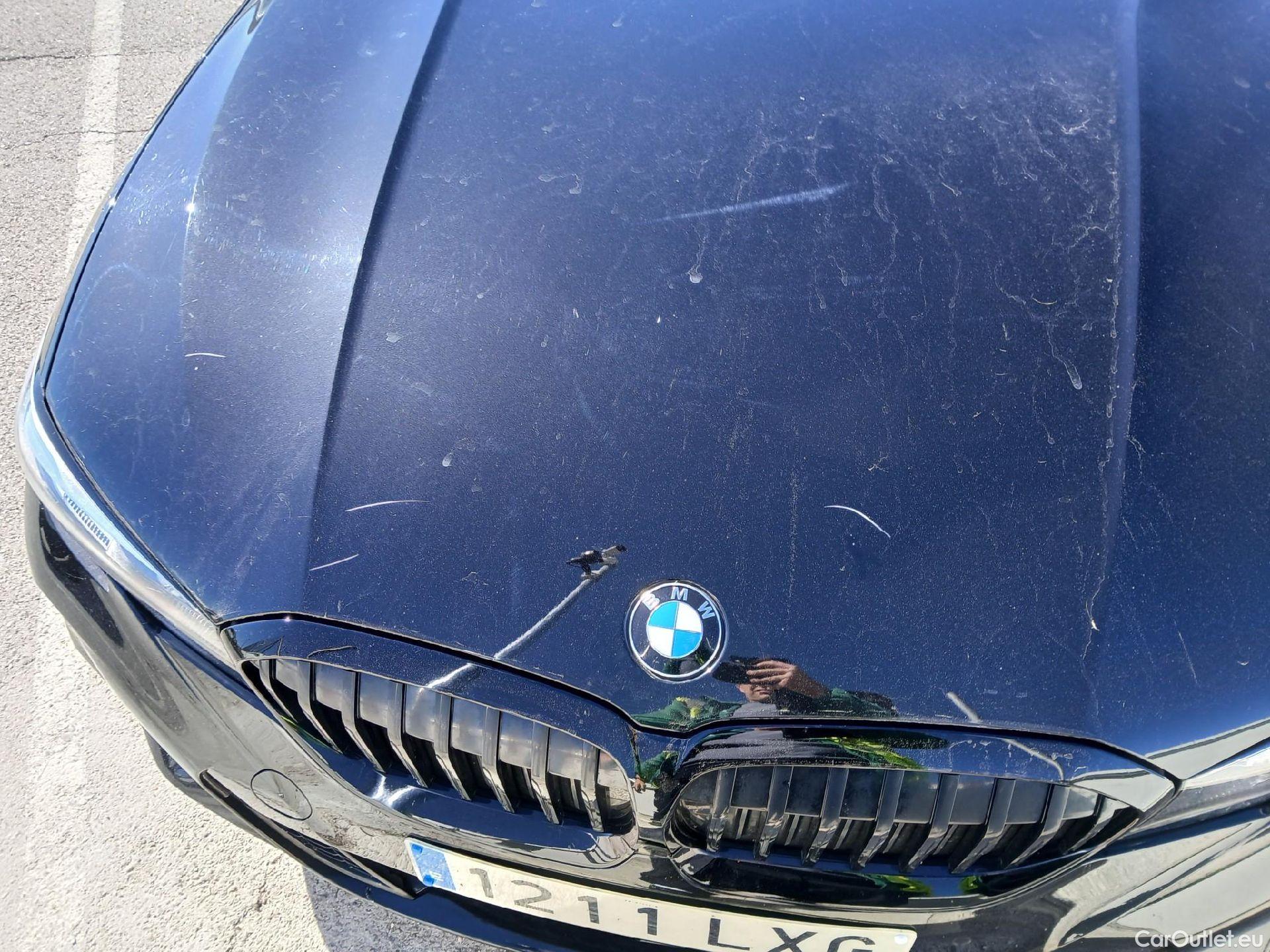  Bmw  Serie 3 BMW  / 2018 / 4P / sedán 320d Auto. #12