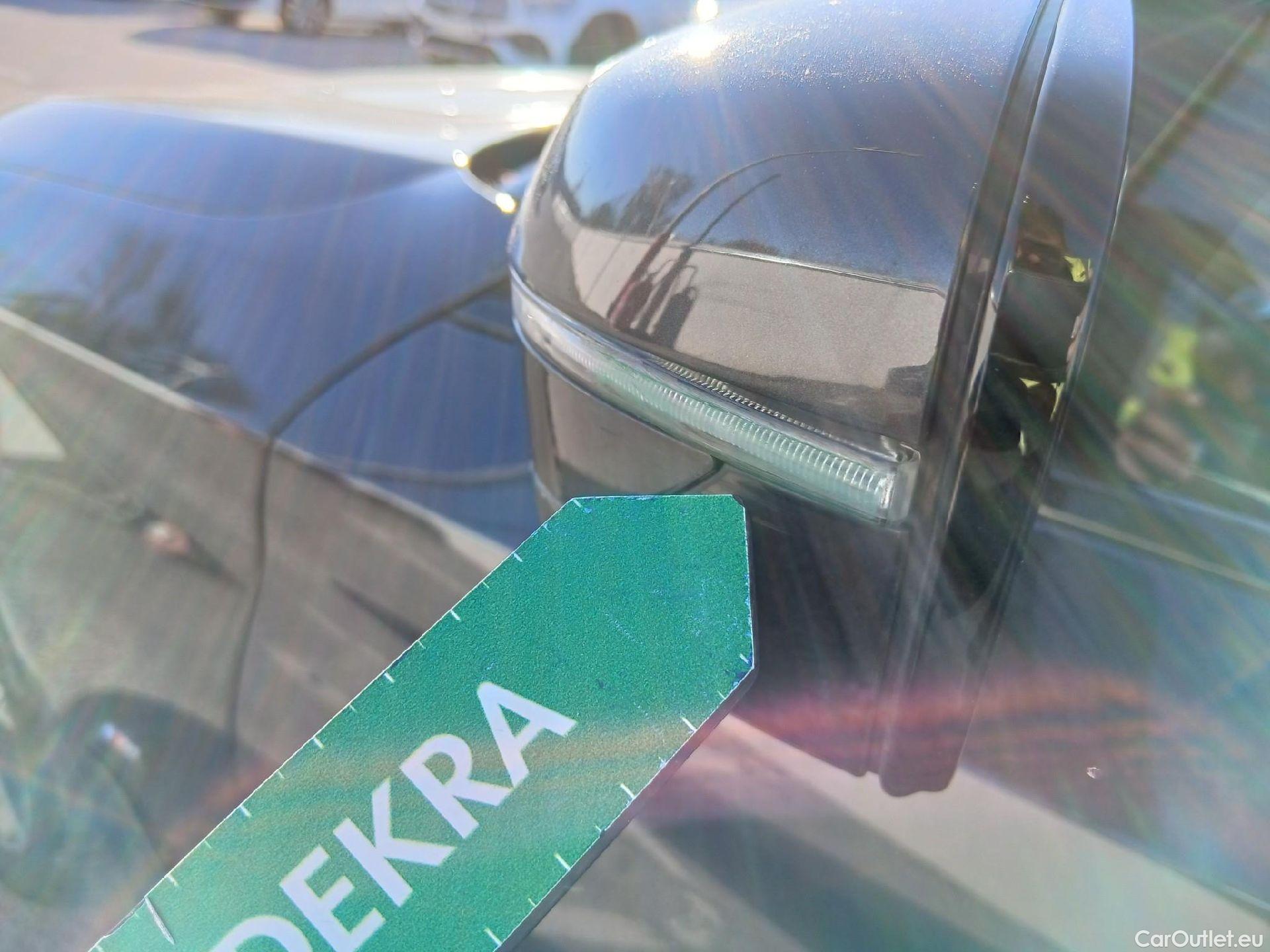  Bmw  Serie 5 BMW  / 2020 / 5P / familiar 530dA xDrive Touring #21