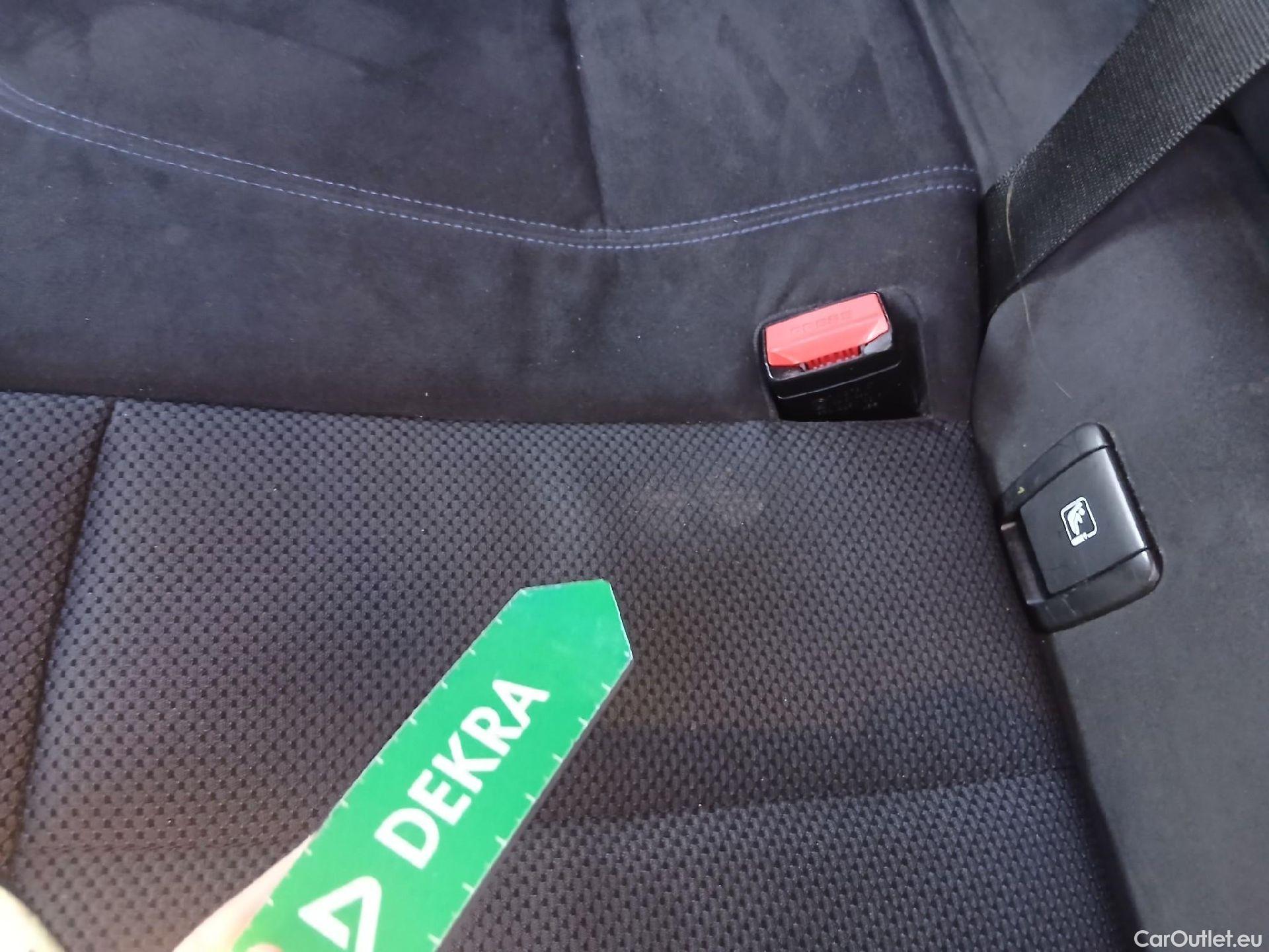  Bmw  Serie 5 BMW  / 2020 / 5P / familiar 530dA xDrive Touring #35