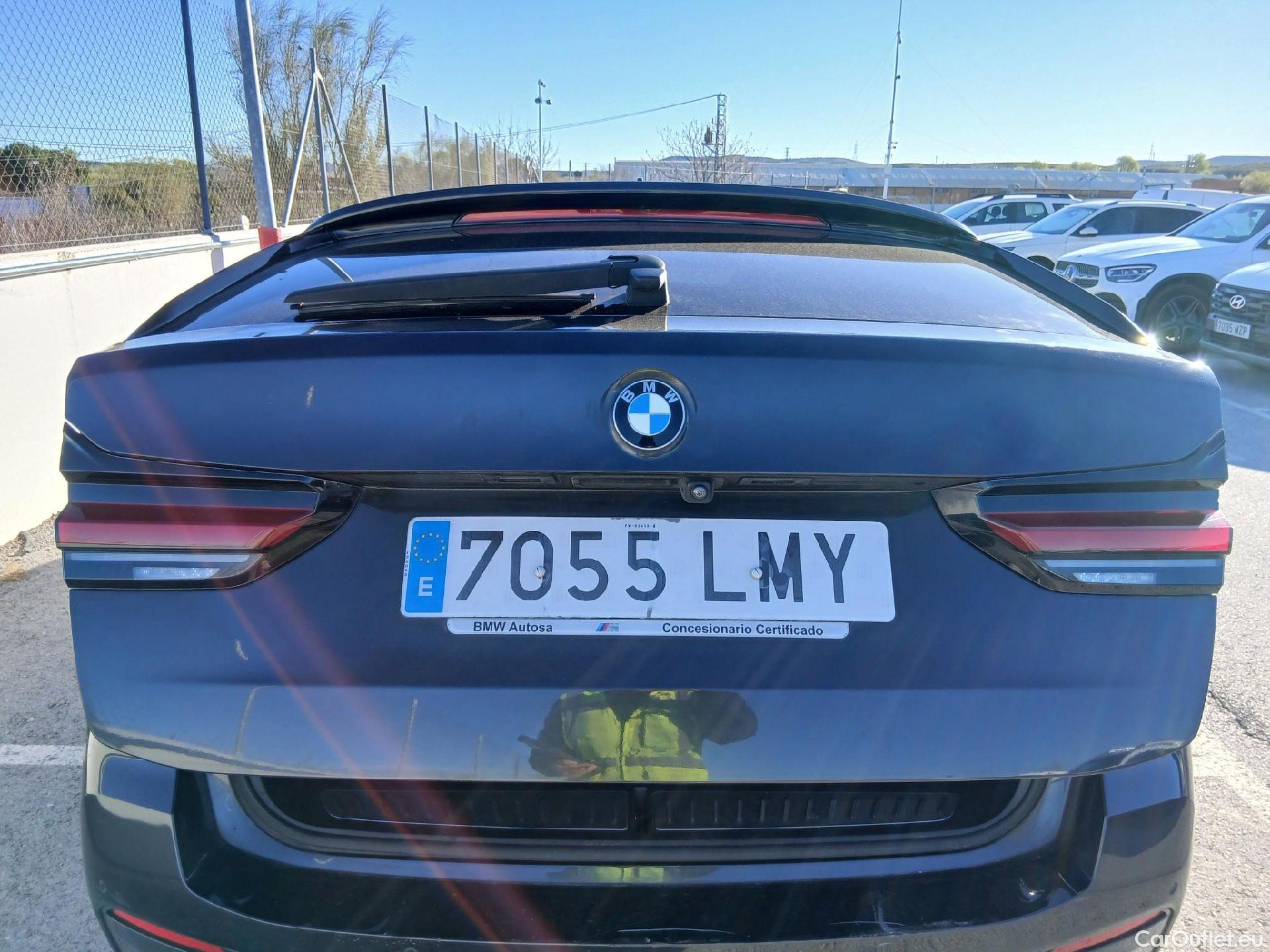  Bmw  Serie 5 BMW  / 2020 / 5P / familiar 530dA xDrive Touring #43