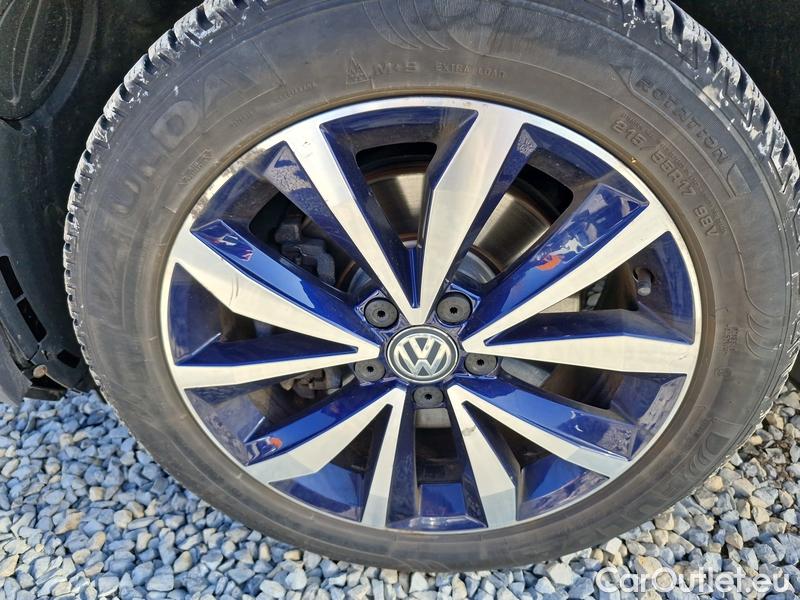  Volkswagen  T-ROC  (2017-)  1.5TSI 110 Sport AT #8