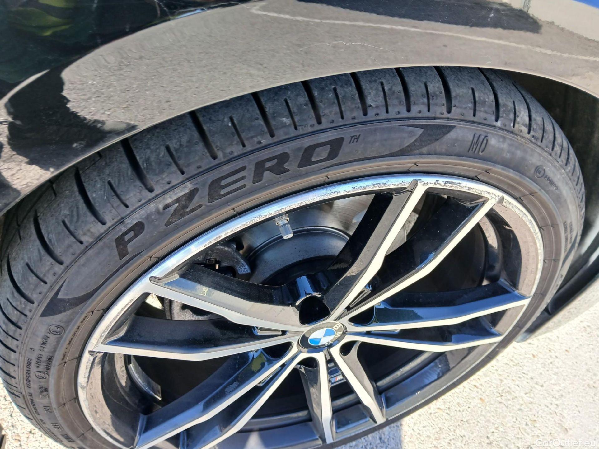  Bmw  Serie 3 BMW  / 2018 / 4P / sedán 320d Auto. #1