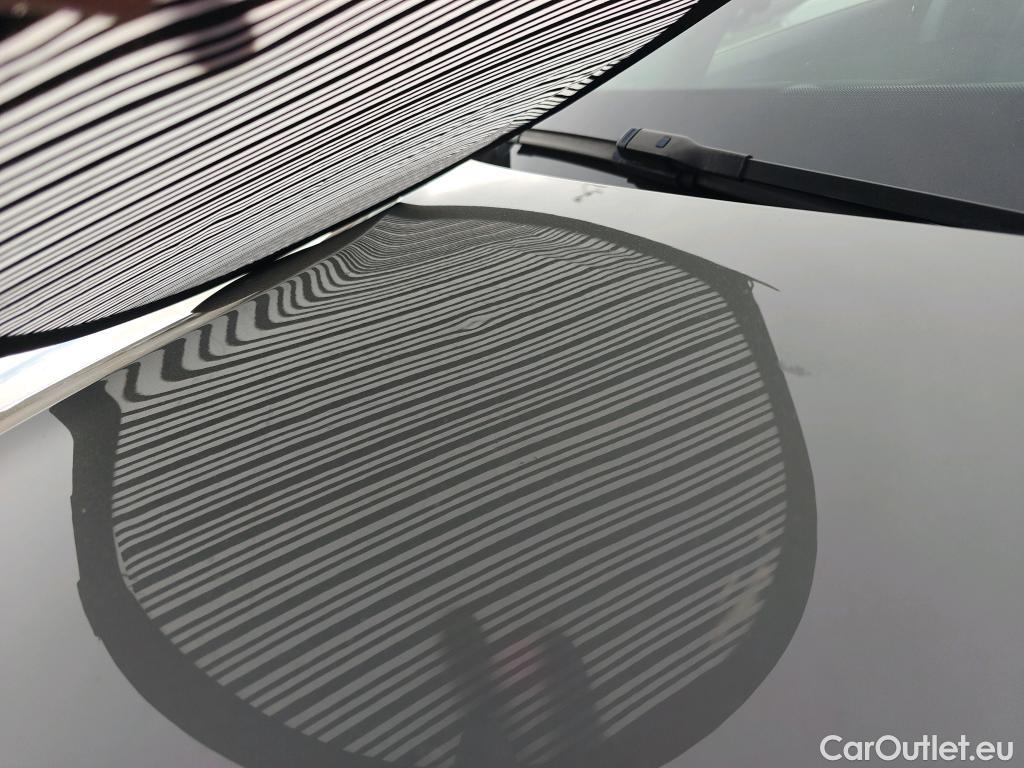  Audi  Q2 AUDI  / 2016 / 5P / todoterreno Design 30 TFSI 85kW (116CV) #16