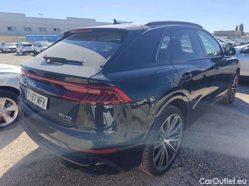  Audi  Q8 AUDI  / 2018 / 5P / todoterreno 50 TDI 210kW S Line quattro tiptronic #25
