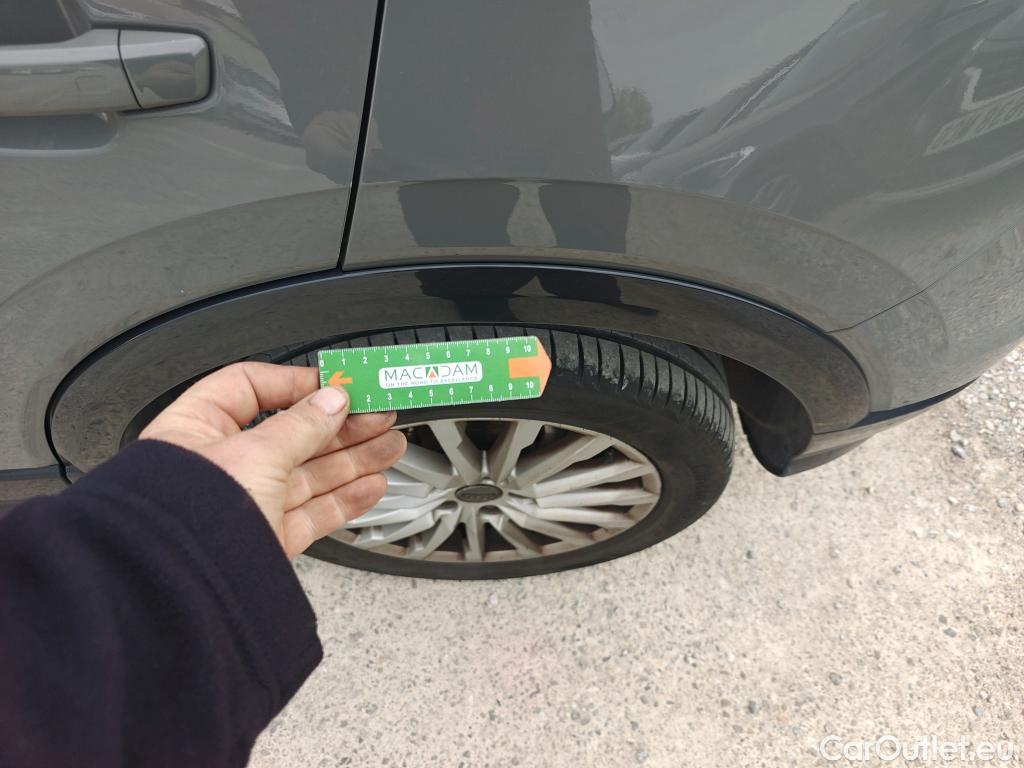  Audi  Q2 AUDI  / 2016 / 5P / todoterreno Design 30 TFSI 85kW (116CV) #55