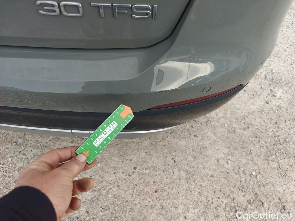  Audi  Q2 AUDI  / 2016 / 5P / todoterreno Design 30 TFSI 85kW (116CV) #35