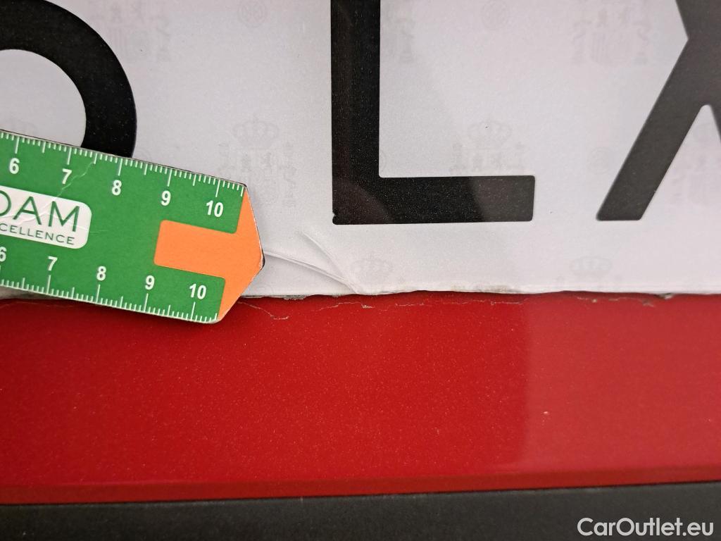  Hyundai  i30 HYUNDAI  / 2020 / 5P / berlina con portón 1.5 DPI Klass SLX #16