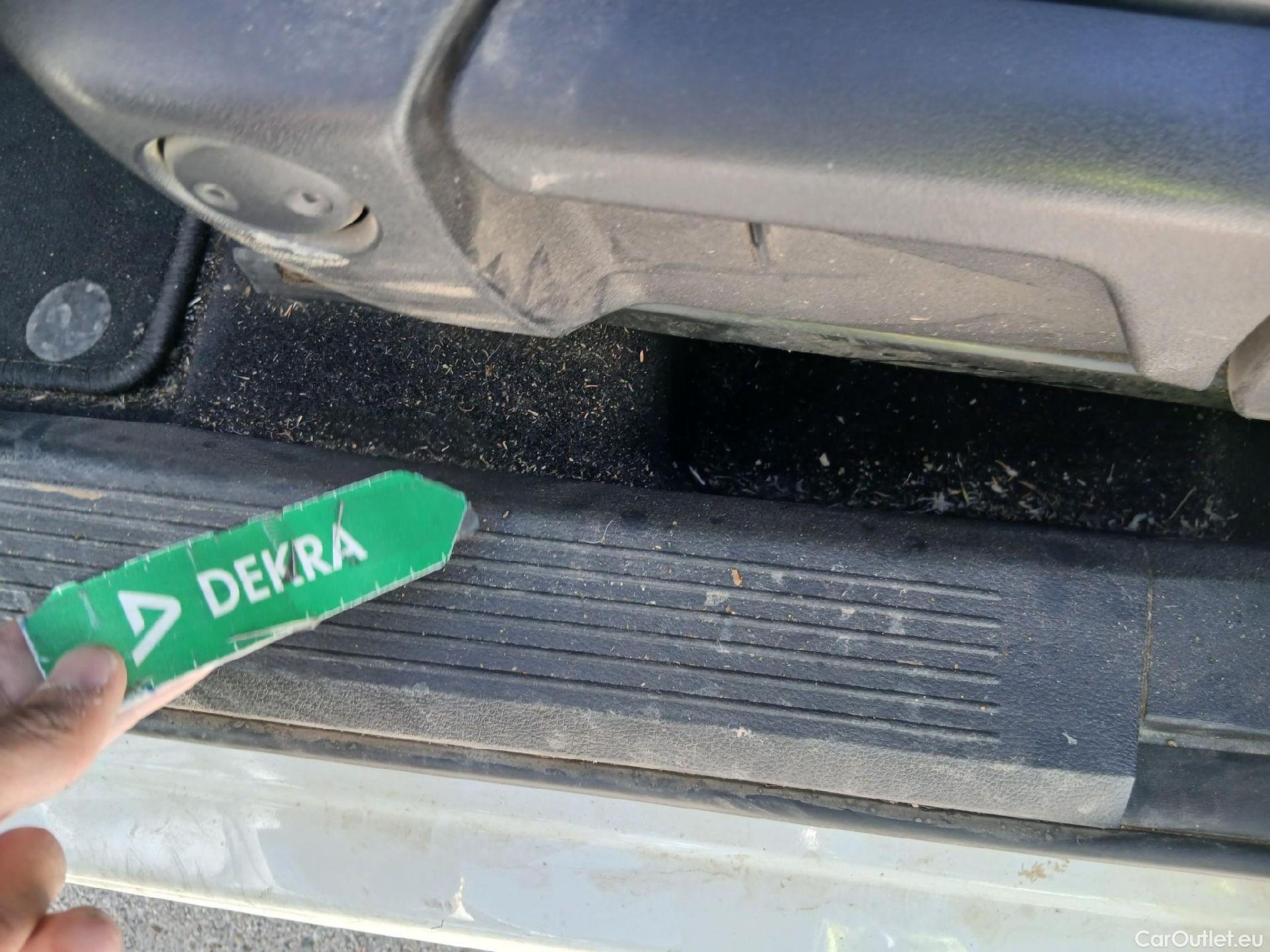  Nissan  Qashqai NISSAN  / 2021 / 5P / todoterreno DIG-T 116kW mHEV Xtronic 4x4 N-Connecta #21