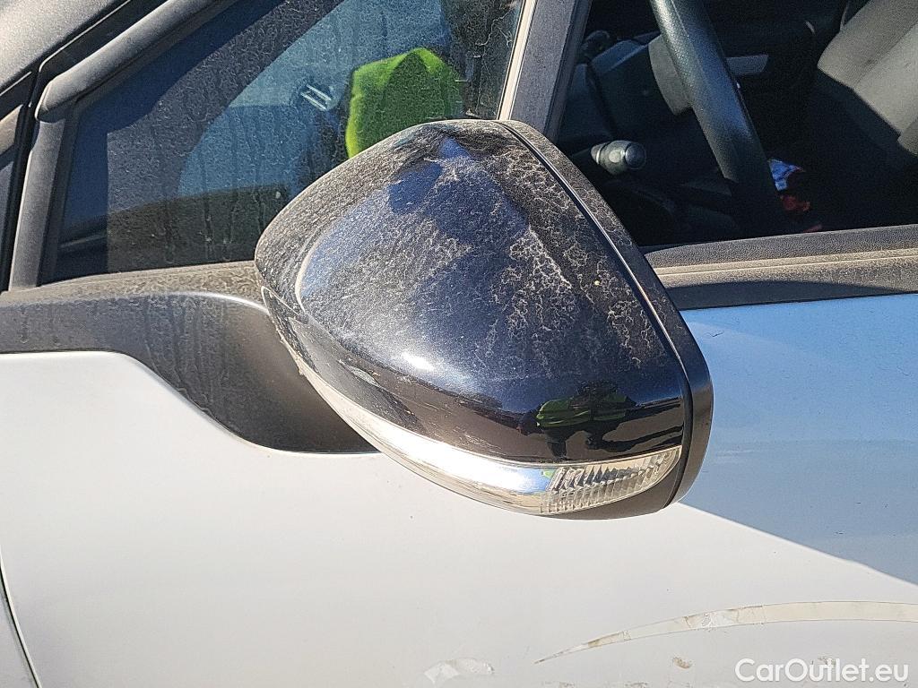  Citroen  C3 CITROEN  / 2020 / 5P / berlina con portón BlueHDi 75KW (100CV) S&S Live Pack #24