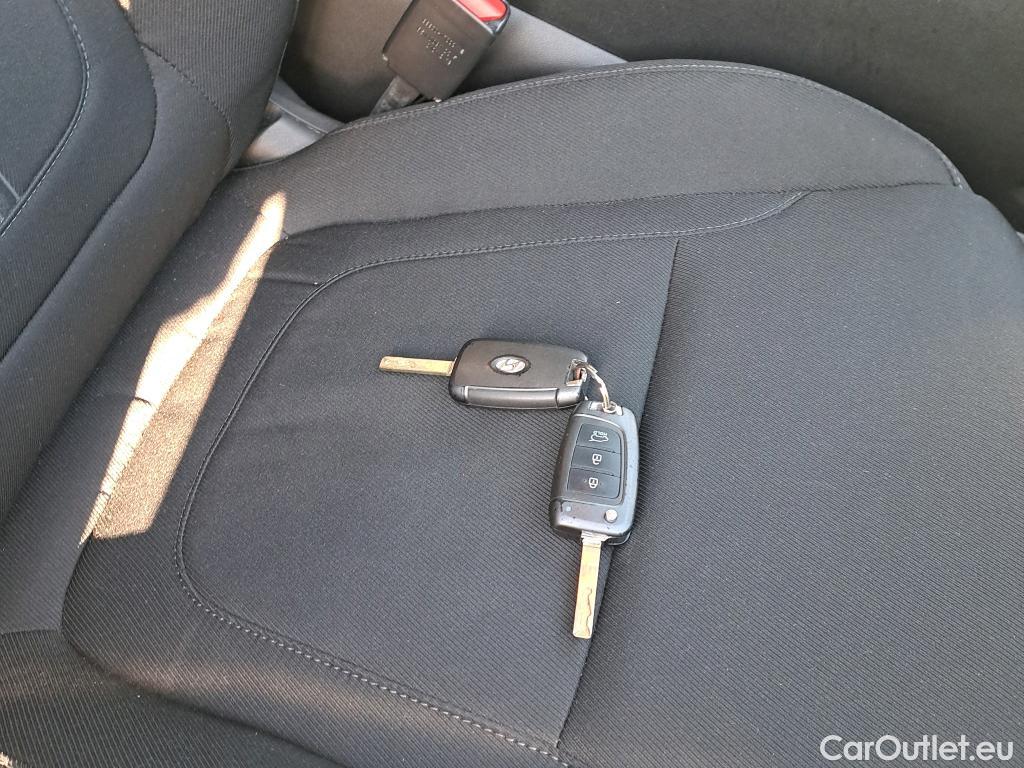  Hyundai  Tucson HYUNDAI  / 2020 / 5P / todoterreno 1.6 CRDI 100kW (136CV) 48V Maxx DCT #42