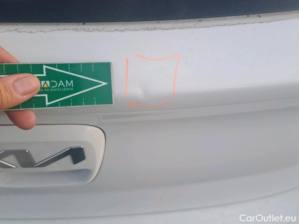  KIA  Rio KIA  / 2020 / 5P / berlina con portón 1.0 T-GDi 74kW (100CV) MHEV iMT Drive #2