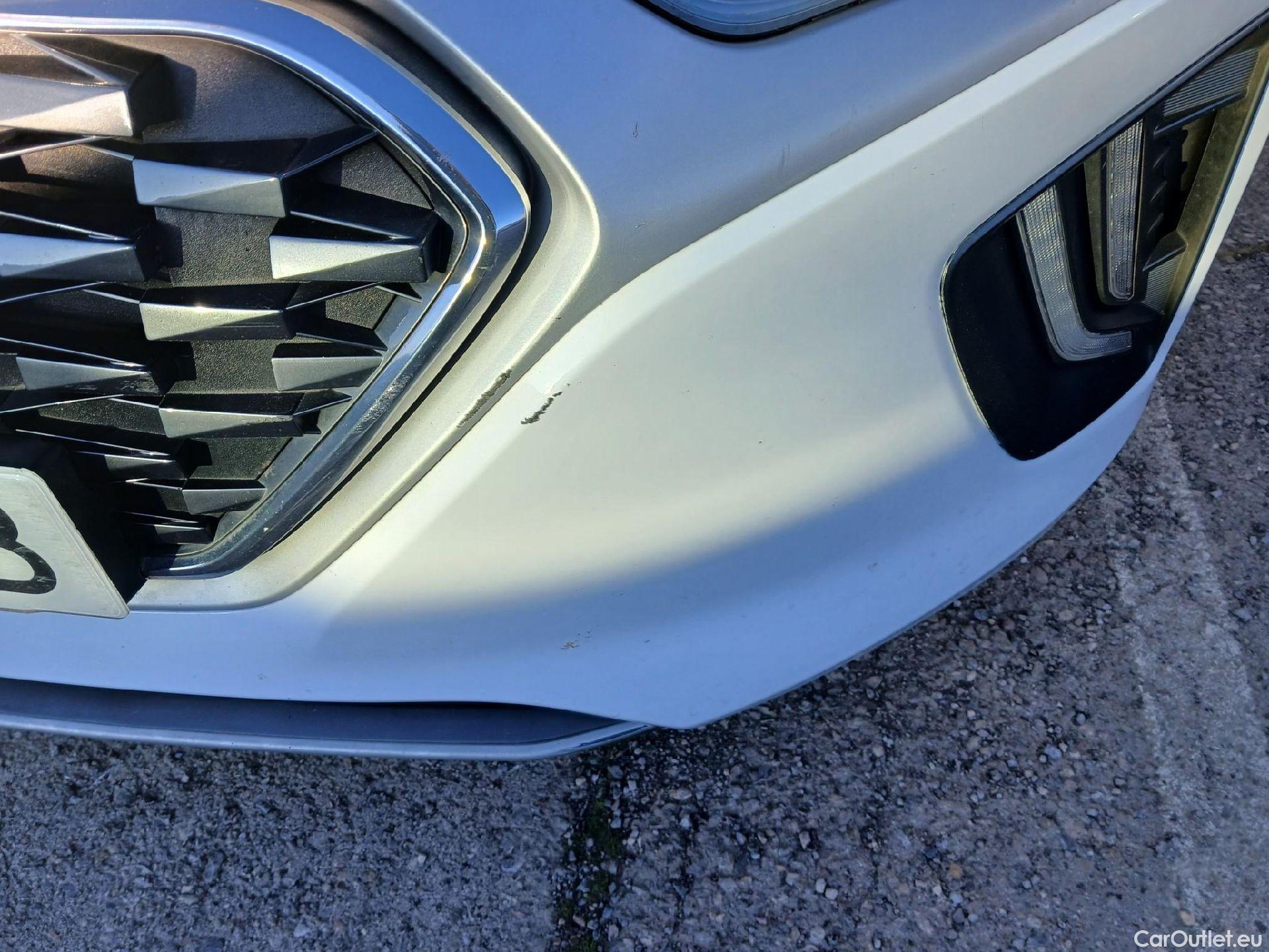  Hyundai   Ioniq HYUNDAI / 2019 / 5P / berlina con portón 1.6 GDI HEV Klass LE DCT #5