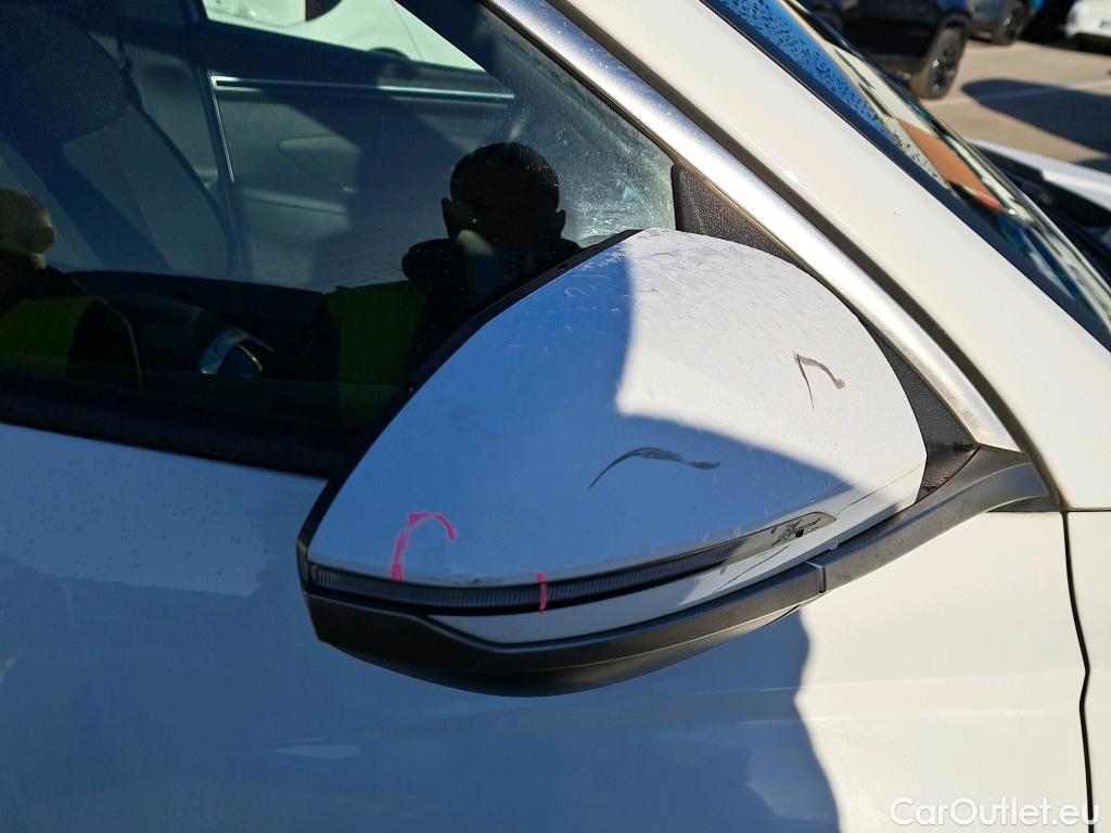  Hyundai  Tucson HYUNDAI  / 2020 / 5P / todoterreno 1.6 CRDI 100kW (136CV) 48V Maxx DCT #50