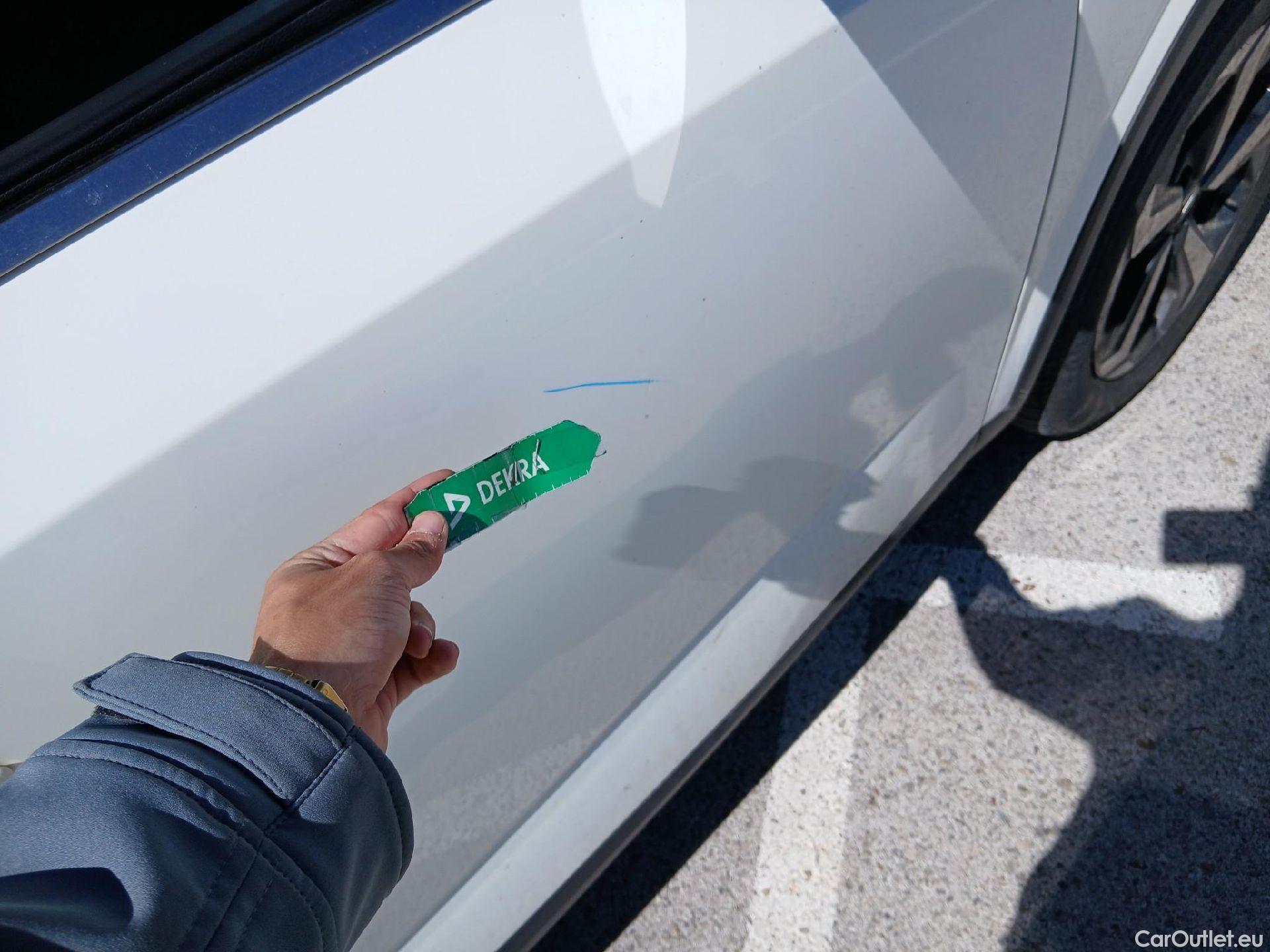  Nissan  Qashqai NISSAN  / 2021 / 5P / todoterreno DIG-T 116kW mHEV Xtronic 4x4 N-Connecta #48