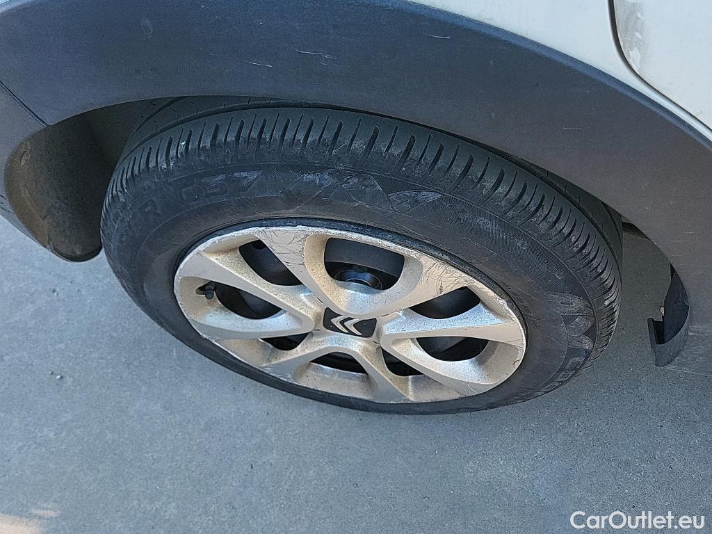  Citroen  C3 CITROEN  / 2020 / 5P / berlina con portón BlueHDi 75KW (100CV) S&S Live Pack #22