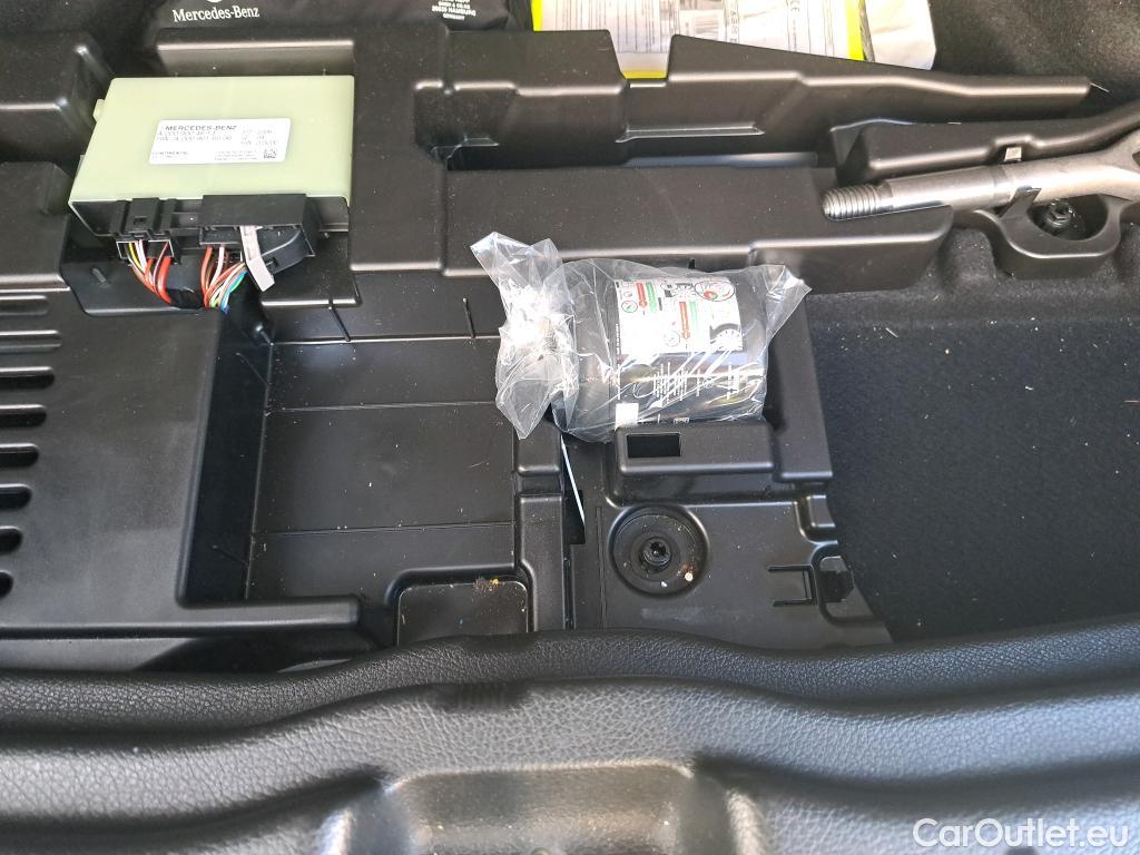  Mercedes  GLA MERCEDES-BENZ  / 2020 / 5P / todoterreno  200 D #6