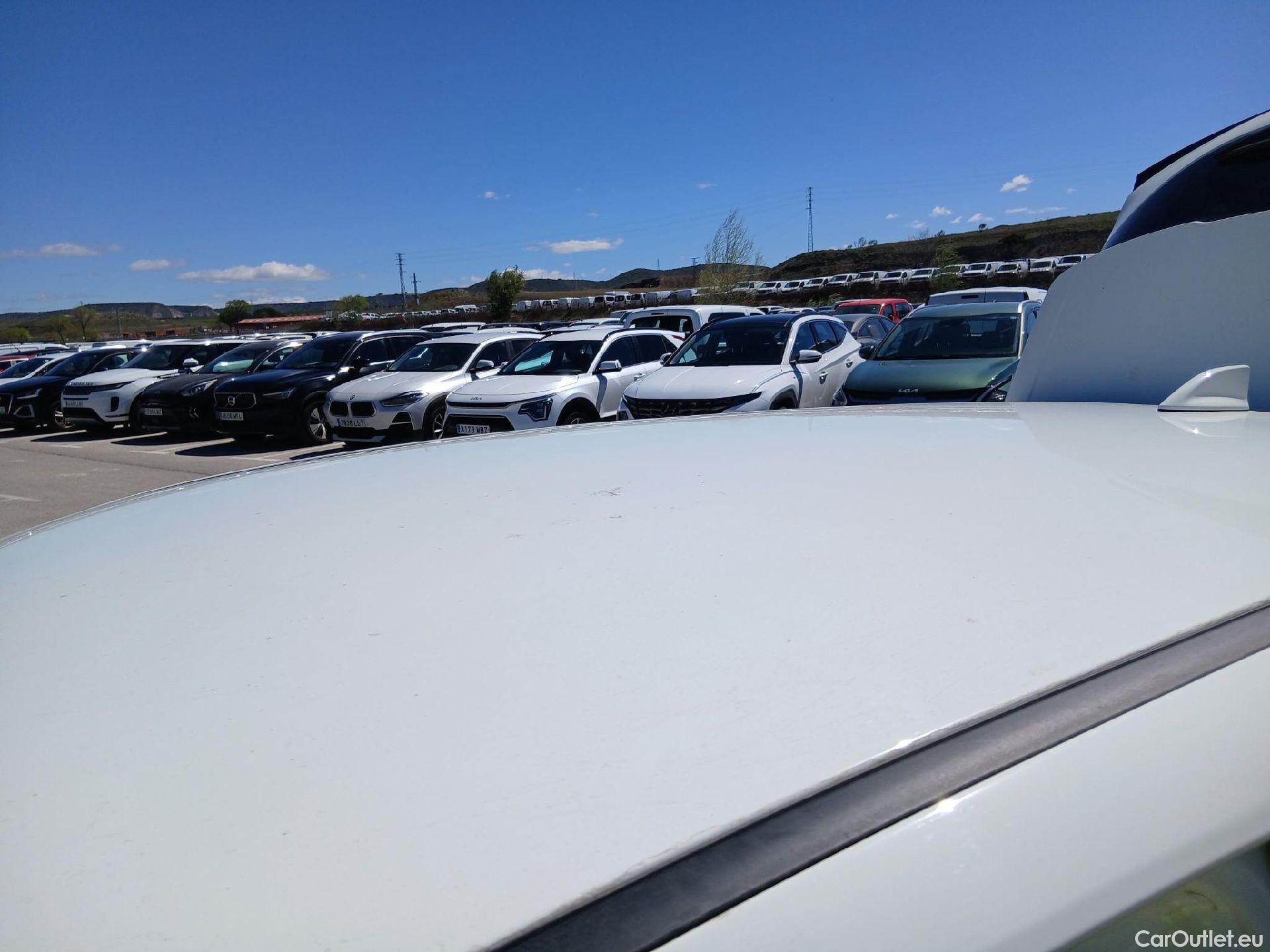  Nissan  Qashqai NISSAN  / 2021 / 5P / todoterreno DIG-T 116kW mHEV Xtronic 4x4 N-Connecta #22