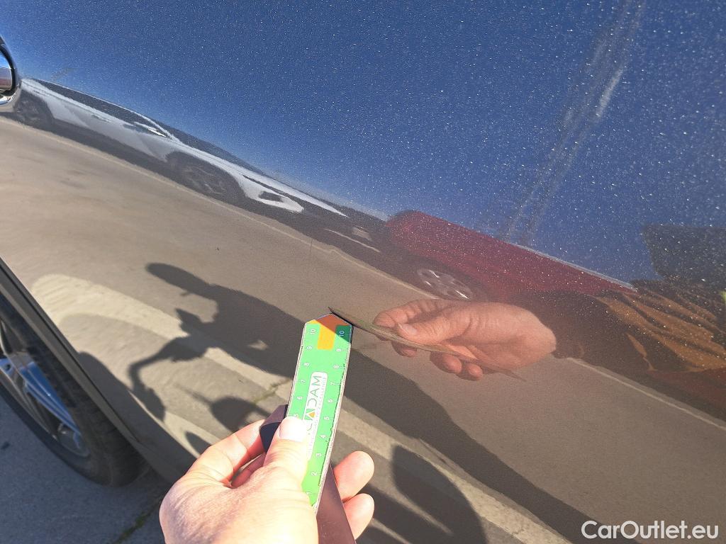  Mercedes  GLA MERCEDES-BENZ  / 2020 / 5P / todoterreno  200 D #4