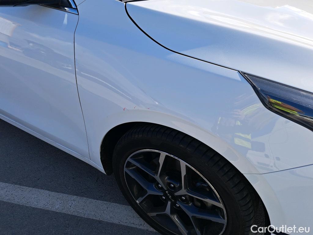  KIA  Cee'd KIA Ceed / 2021 / 5P / berlina con portón 1.0 T-GDi 88kW (120CV) Tech #20