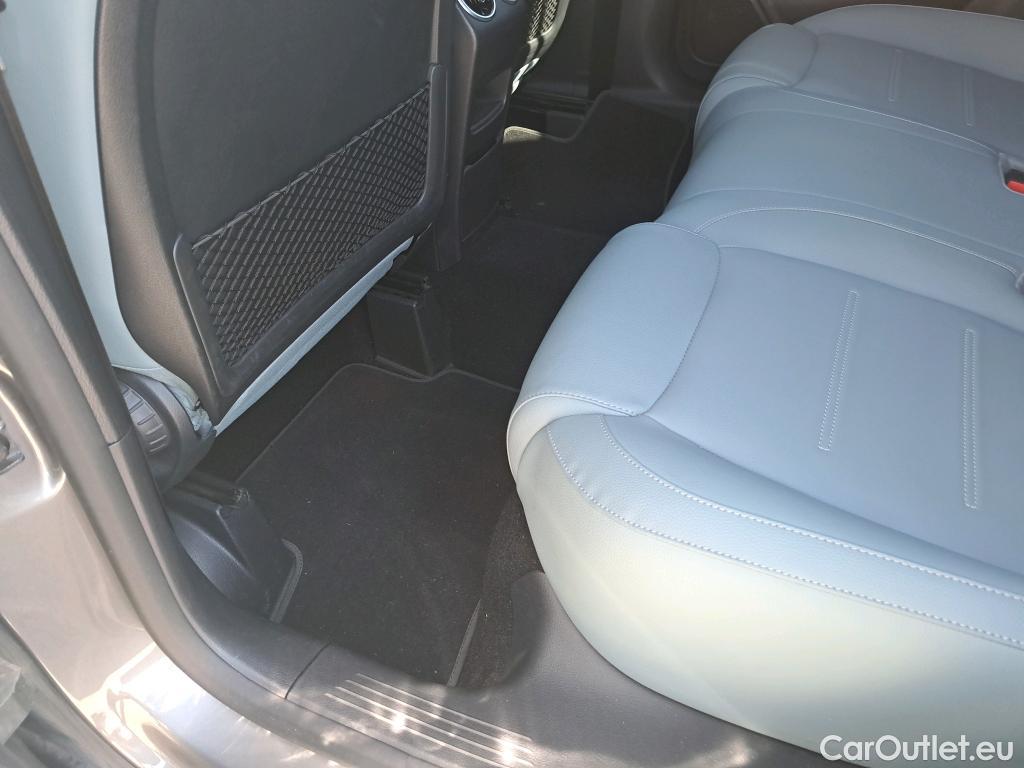  Mercedes  GLA MERCEDES-BENZ  / 2020 / 5P / todoterreno  200 D #16