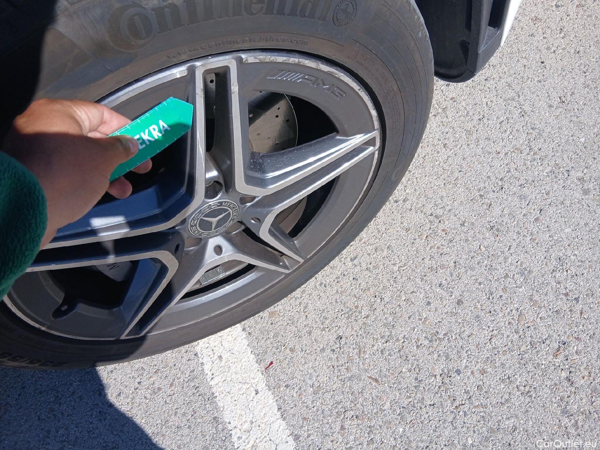  Mercedes  G-Klasee MERCEDES-BENZ Clase GLC / 2019 / 5P / todoterreno GLC 300 de 4MATIC #27