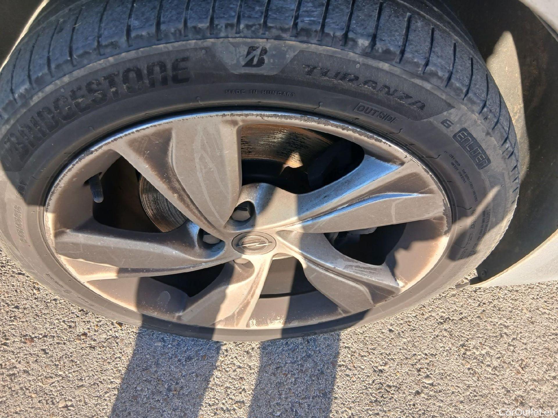  Opel  Insignia OPEL  / 2020 / 5P / familiar ST GS Line 1.5D DVH 90kW (122CV) MT6 #42