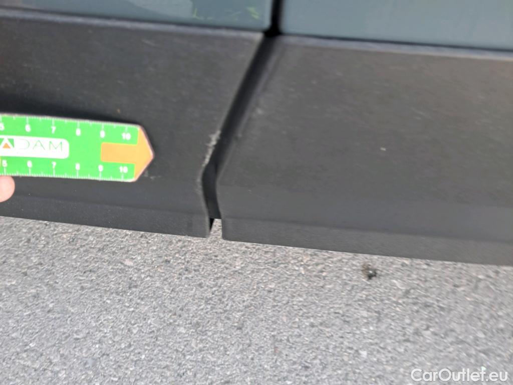  Peugeot  3008  Hybrid 136 Allure 1.2 135CV AT6 6E #35