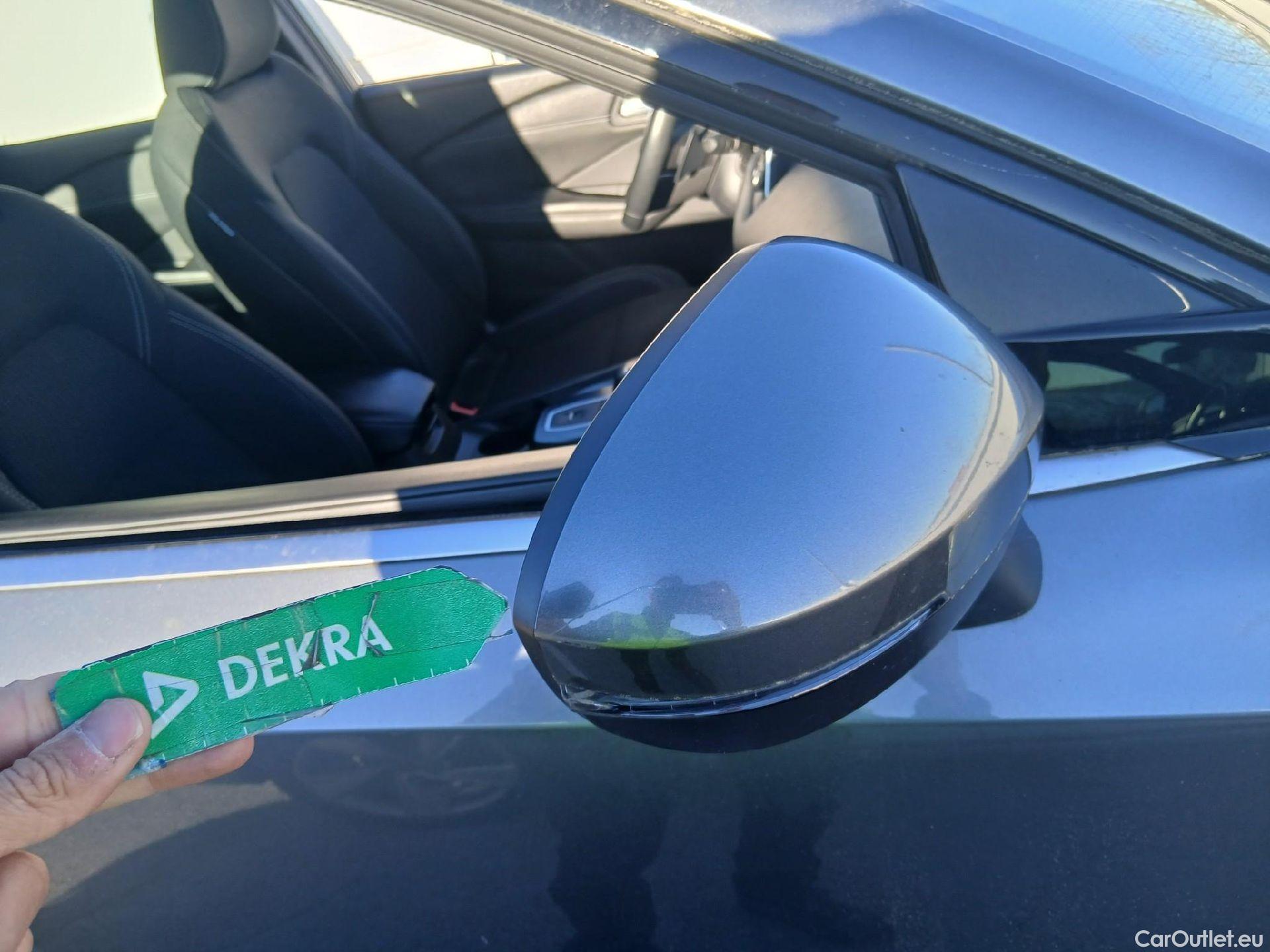  Nissan  Qashqai NISSAN  / 2021 / 5P / todoterreno DIG-T 116kW (158CV) mHEV Xtronic Acenta (AC) #34