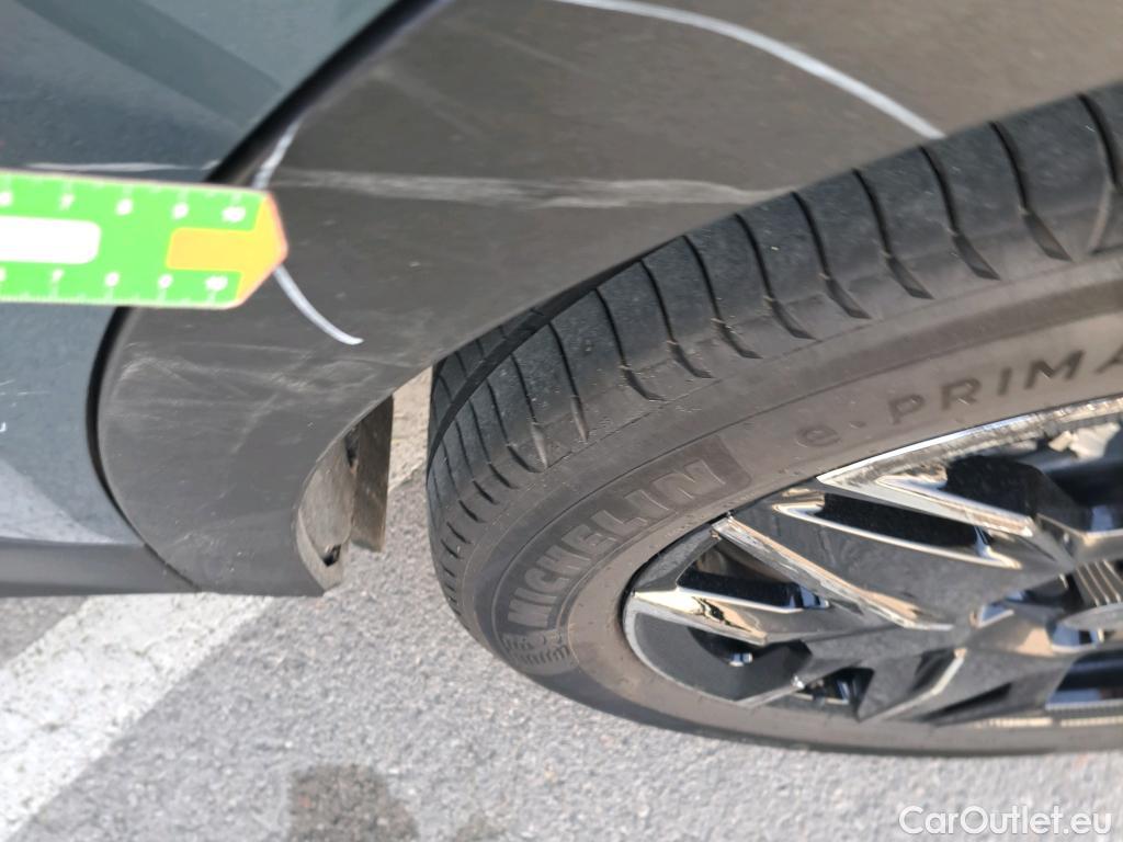  Peugeot  3008  Hybrid 136 Allure 1.2 135CV AT6 6E #50