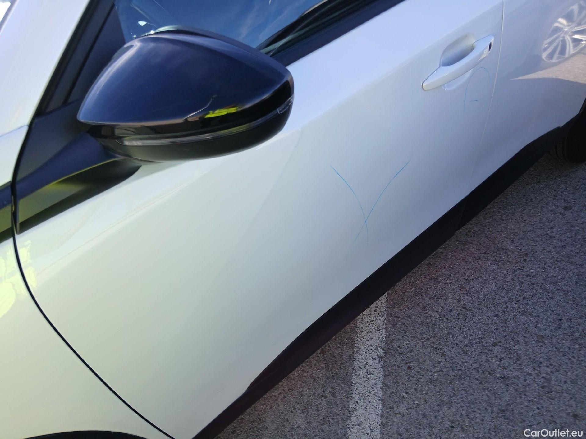  Peugeot  2008  Active Pack 1.2 PureTech 100CV MT6 E6d #12