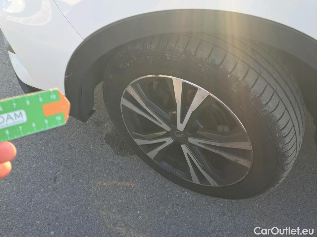  Nissan  Qashqai  / 2017 / 5P / todoterreno DIG-T 103 kW (140 CV) E6D N-CONNECTA #3