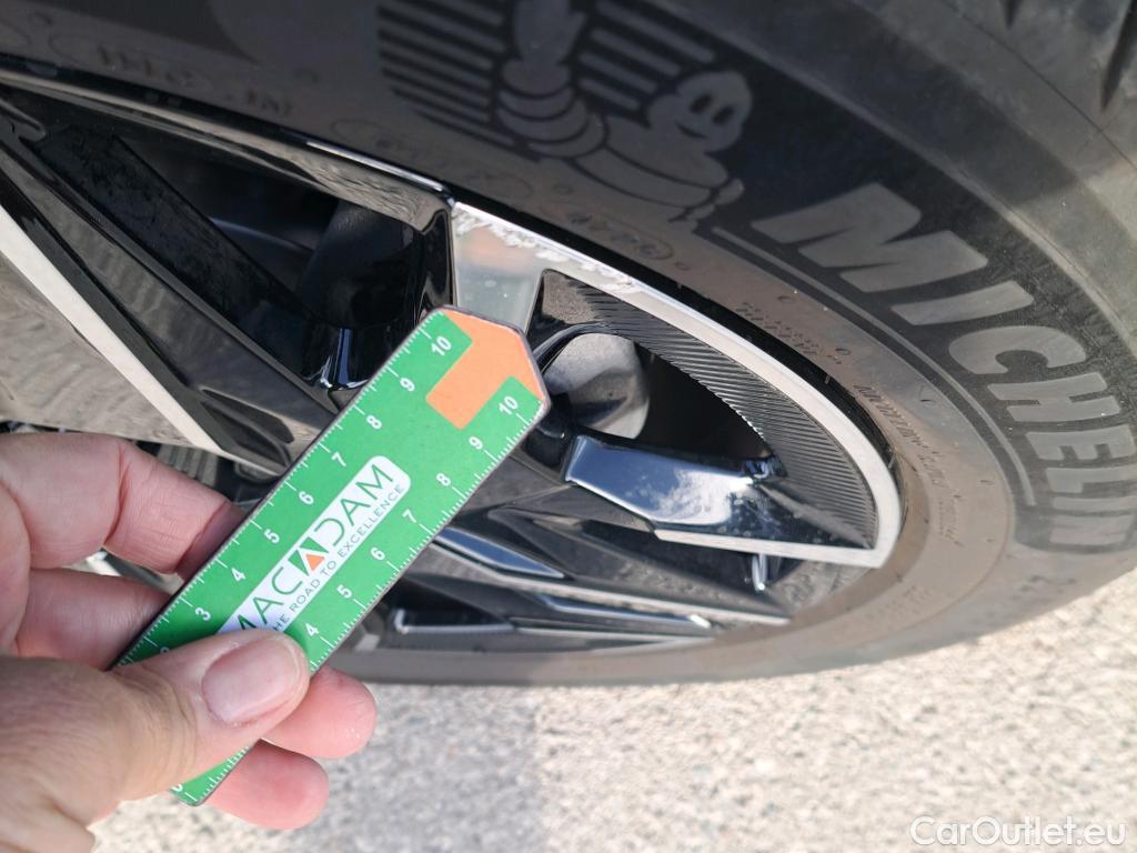  Peugeot  3008  Hybrid 136 Allure 1.2 135CV AT6 6E #10