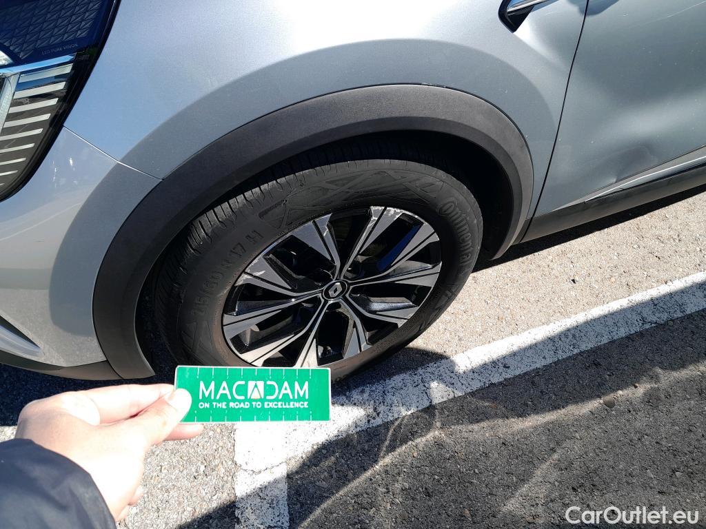  Renault  Captur  II Techno 1.6 E-TECH Plug-in 160CV ATV E6d #1