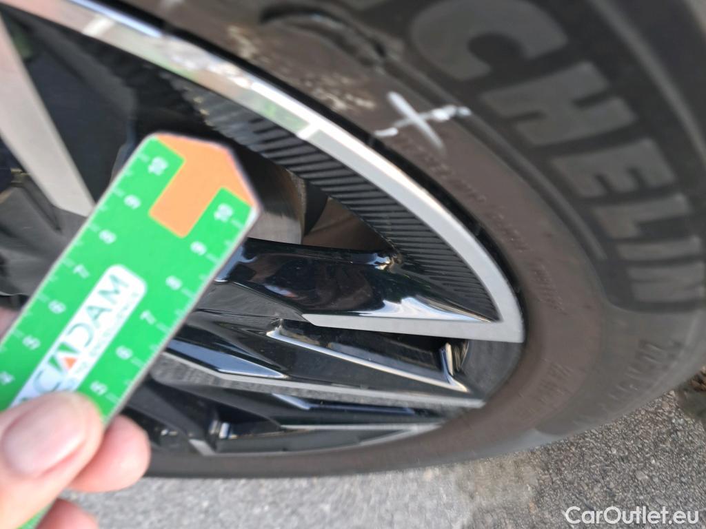  Peugeot  3008  Hybrid 136 Allure 1.2 135CV AT6 6E #52