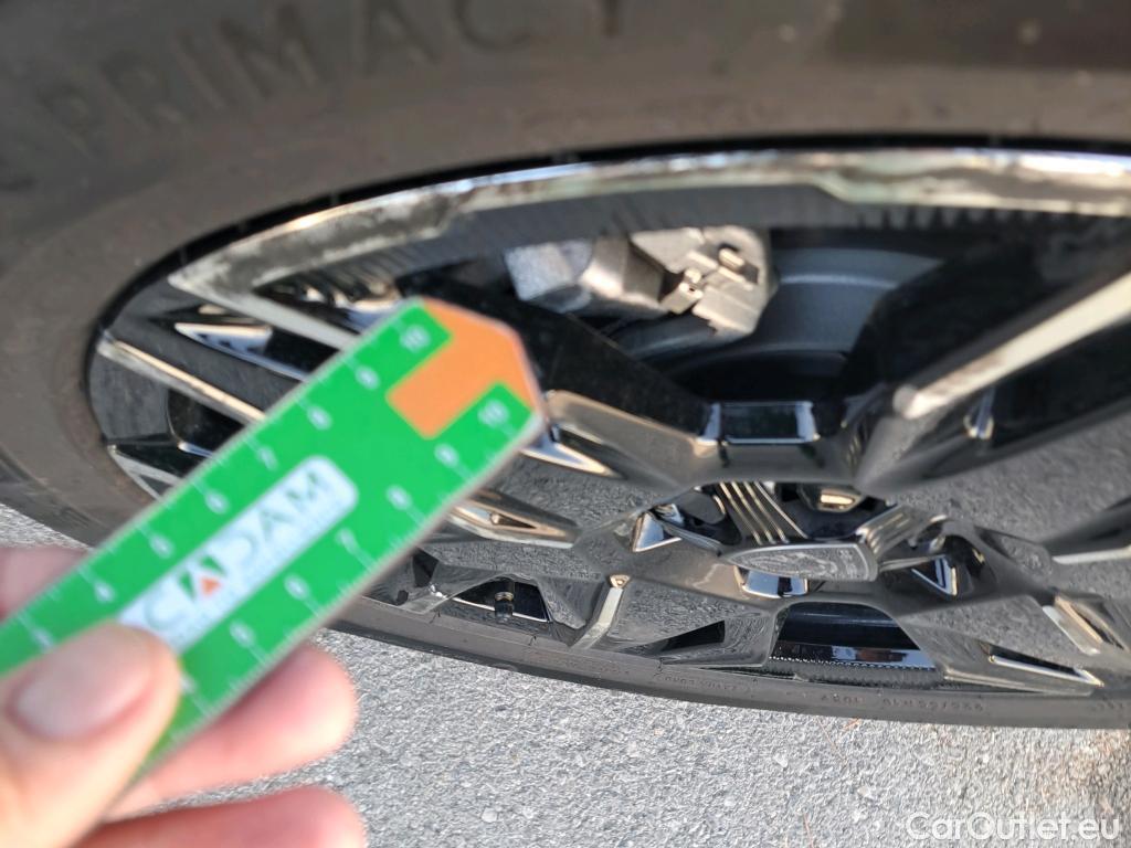  Peugeot  3008  Hybrid 136 Allure 1.2 135CV AT6 6E #8