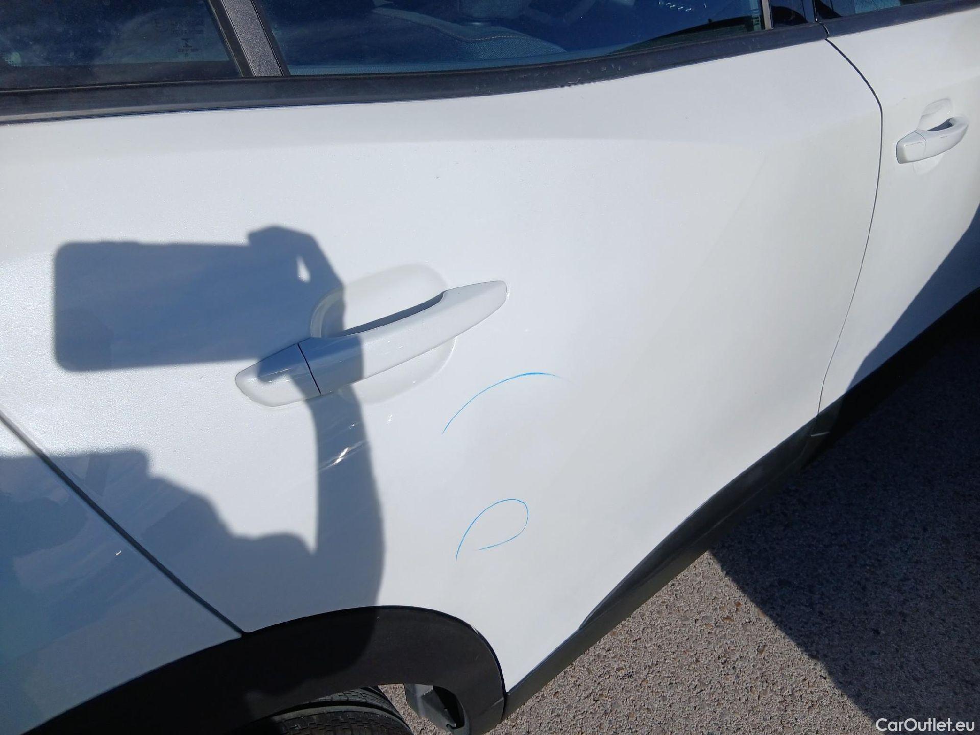  Peugeot  2008  Active Pack 1.2 PureTech 100CV MT6 E6d #24