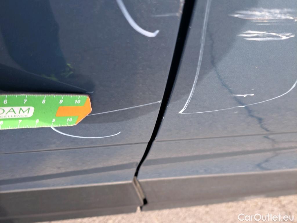  Peugeot  3008  Hybrid 136 Allure 1.2 135CV AT6 6E #18