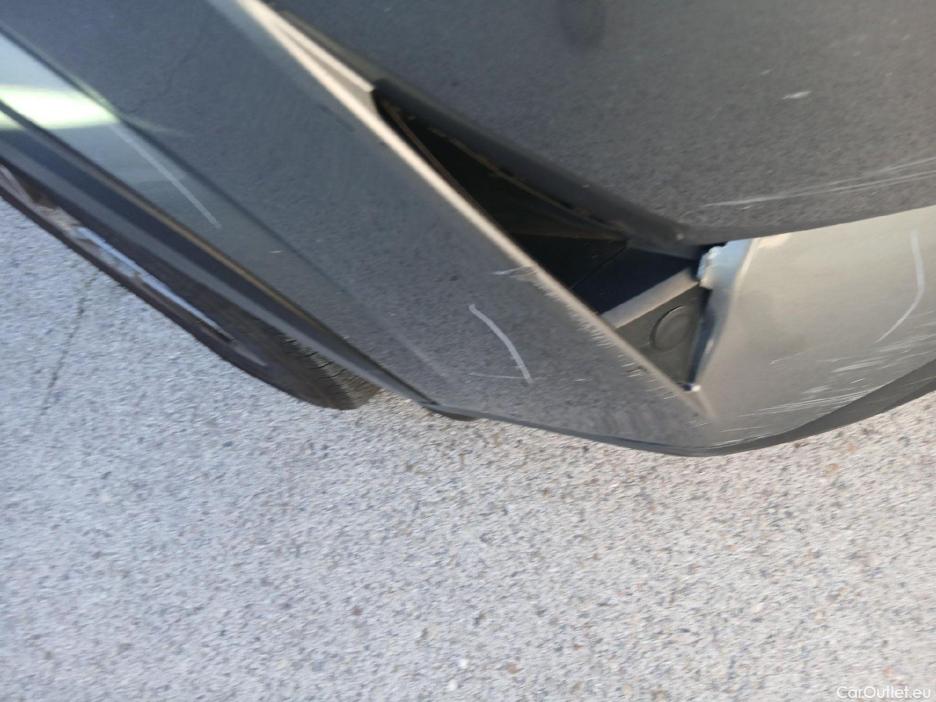  Nissan  Qashqai NISSAN  / 2021 / 5P / todoterreno DIG-T 116kW (158CV) mHEV Xtronic Acenta (AC) #6