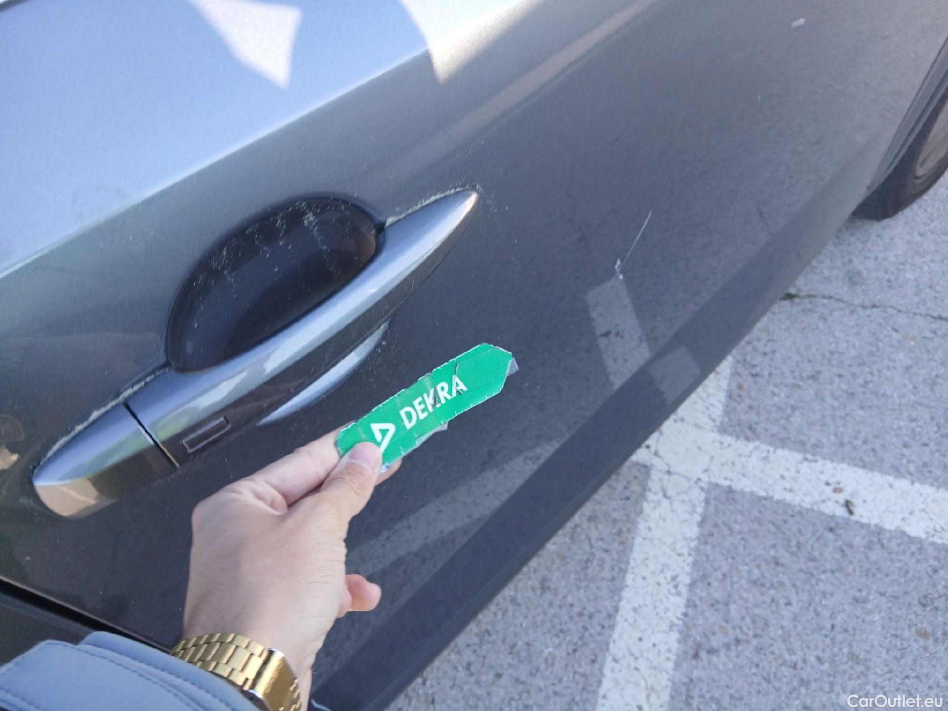  Nissan  Qashqai NISSAN  / 2021 / 5P / todoterreno DIG-T 116kW (158CV) mHEV Xtronic Acenta (AC) #41