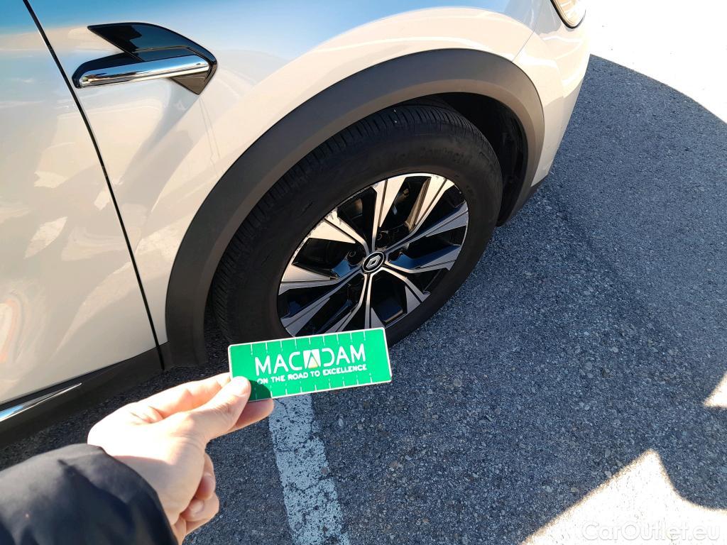  Renault  Captur  II Techno 1.6 E-TECH Plug-in 160CV ATV E6d #3